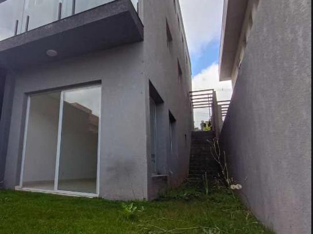 Casa / Sobrado para Venda em Cotia/SP Sítio Boa Vista 3 Quartos