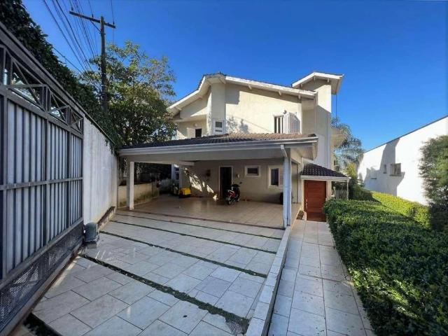 Casa / Sobrado para Venda em Cotia/SP Vila Santo Antônio 4 Quartos