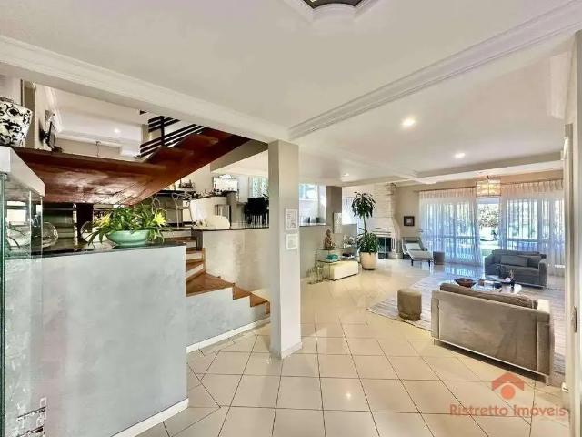 Casa / Sobrado para Venda em Cotia/SP Vila Santo Antônio 4 Quartos