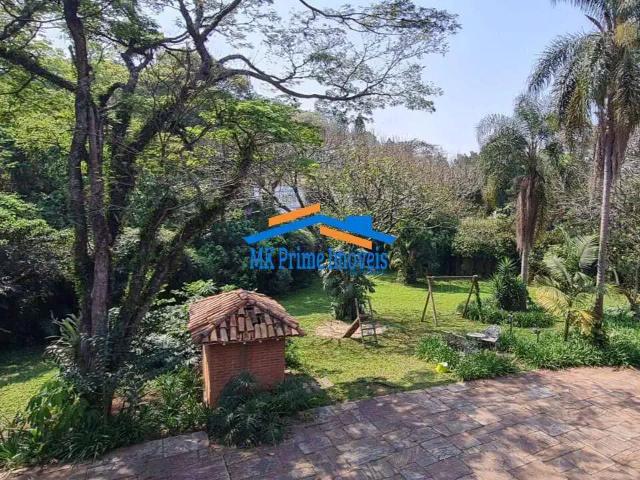 Casa / Sobrado para Venda em Cotia/SP Vila Santo Antônio 5 Quartos