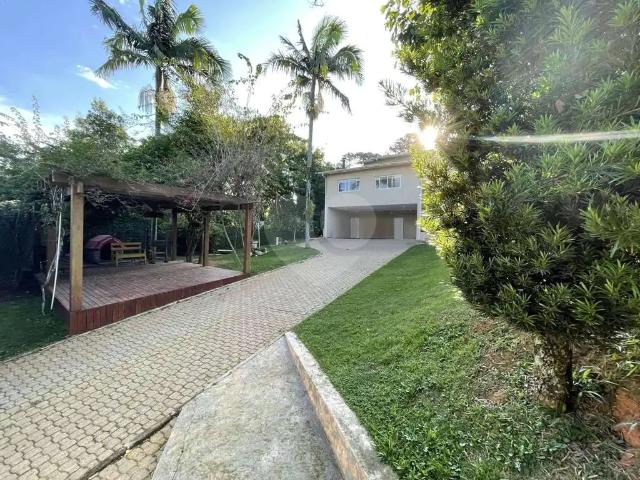 Casa / Sobrado para Venda em Cotia/SP Vila Santo Antônio 5 Quartos