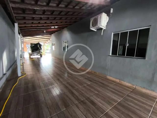 Casa / Sobrado para Venda em Coxim/MS Senhor Divino 3 Quartos