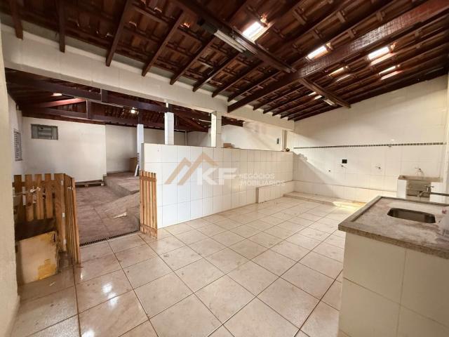 Casa / Sobrado para Venda em Cravinhos/SP Vila Santa Cecília 3 Quartos