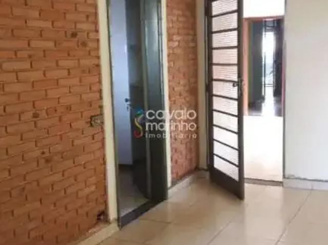 Casa / Sobrado para Venda em Cravinhos/SP Centro 3 Quartos