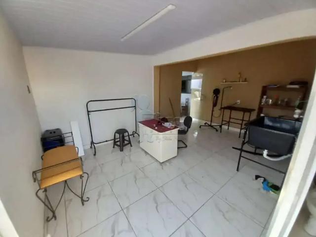 Casa / Sobrado para Venda em Cravinhos/SP Centro 2 Quartos