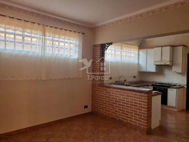 Casa / Sobrado para Venda em Cravinhos/SP Jardim das Acacias 3 Quartos