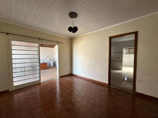 Casa / Sobrado para Venda em Cravinhos/SP Jardim Independência 3 Quartos