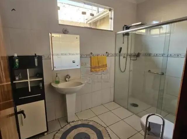 Casa / Sobrado para Venda em Cravinhos/SP Jardim Itapuã 2 Quartos