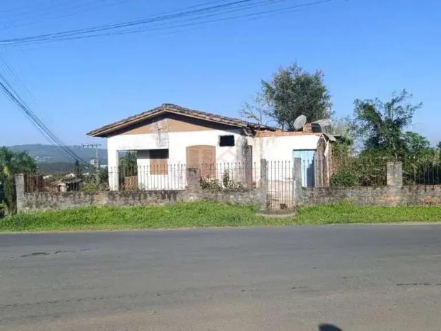 Casa / Sobrado para Venda em Criciúma/SC Metropol 3 Quartos