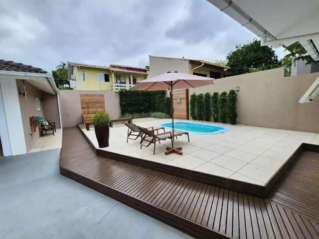 Casa / Sobrado para Venda em Criciúma/SC Michel 3 Quartos