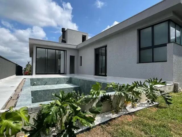 Casa / Sobrado para Venda em Criciúma/SC Mina Brasil 3 Quartos