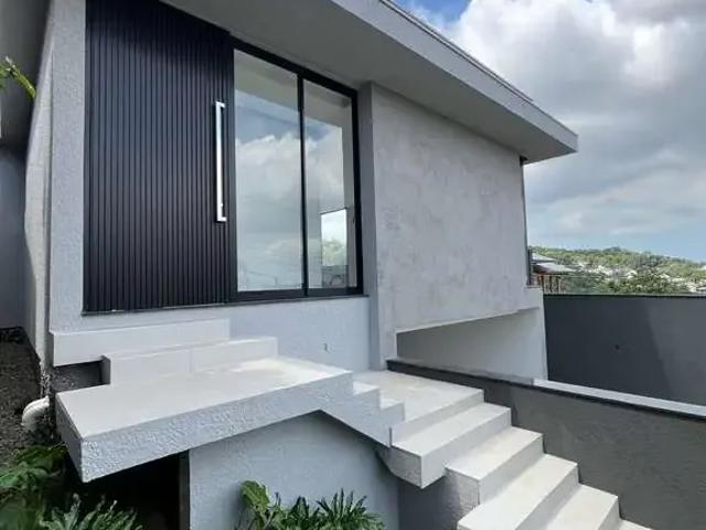 Casa / Sobrado para Venda em Criciúma/SC Mina Brasil 3 Quartos