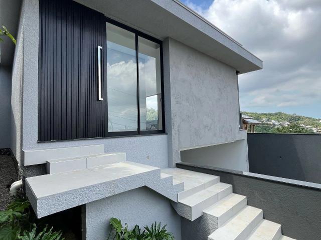 Casa / Sobrado para Venda em Criciúma/SC Mina Brasil 3 Quartos
