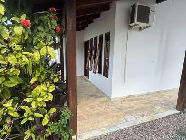 Casa / Sobrado para Venda em Criciúma/SC Mina Brasil 3 Quartos