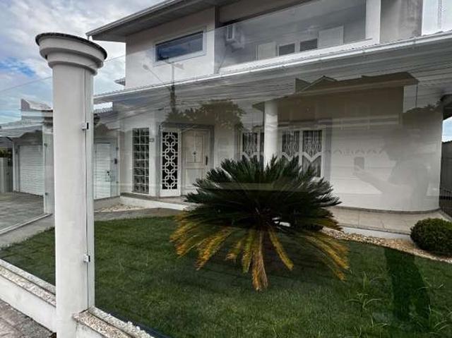 Casa / Sobrado para Venda em Criciúma/SC Mina Brasil 4 Quartos