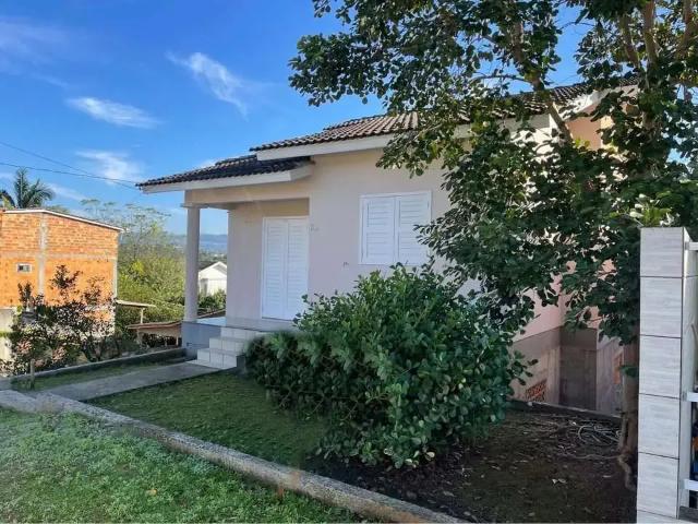 Casa / Sobrado para Venda em Criciúma/SC Monte Castelo 3 Quartos