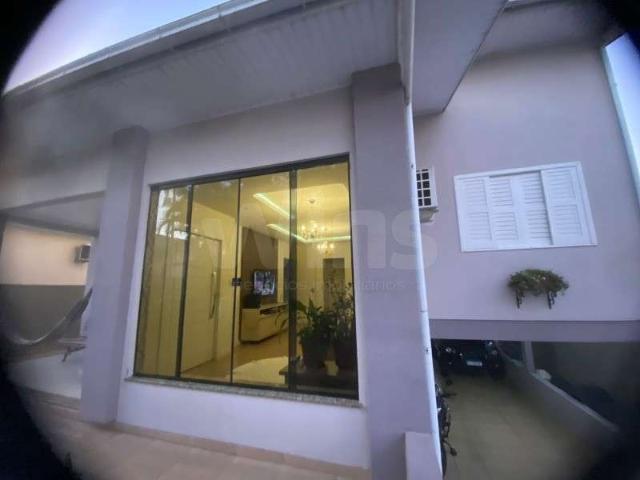 Casa / Sobrado para Venda em Criciúma/SC Argentina 4 Quartos