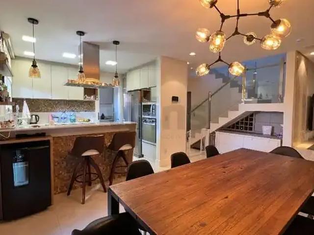 Casa / Sobrado para Venda em Criciúma/SC Ceará 3 Quartos