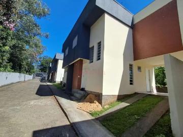 Balneário Piçarras - Garagem, Área de serviço