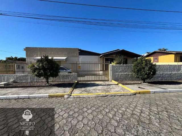 Casa / Sobrado para Venda em Criciúma/SC Pinheirinho 2 Quartos