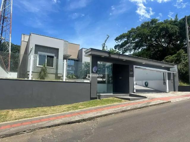 Casa / Sobrado para Venda em Criciúma/SC Pinheirinho 3 Quartos