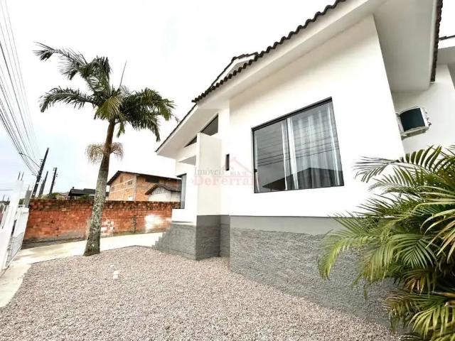 Casa / Sobrado para Venda em Criciúma/SC Renascer 2 Quartos