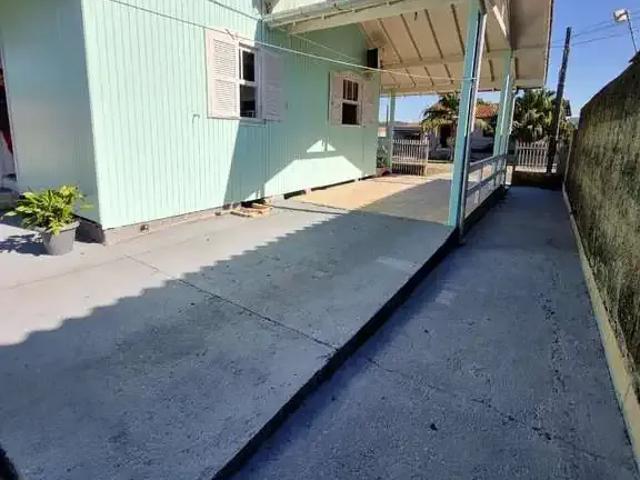 Casa / Sobrado para Venda em Criciúma/SC Rio Maina 2 Quartos