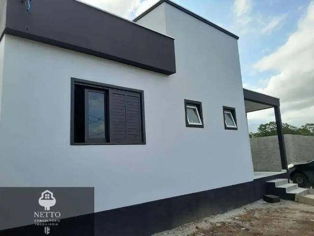 Casa / Sobrado para Venda em Criciúma/SC São Defende 3 Quartos