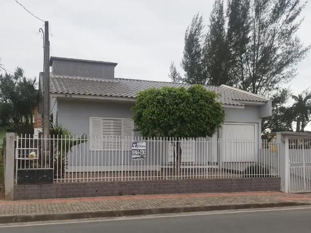 Casa / Sobrado para Venda em Criciúma/SC São Luiz 5 Quartos