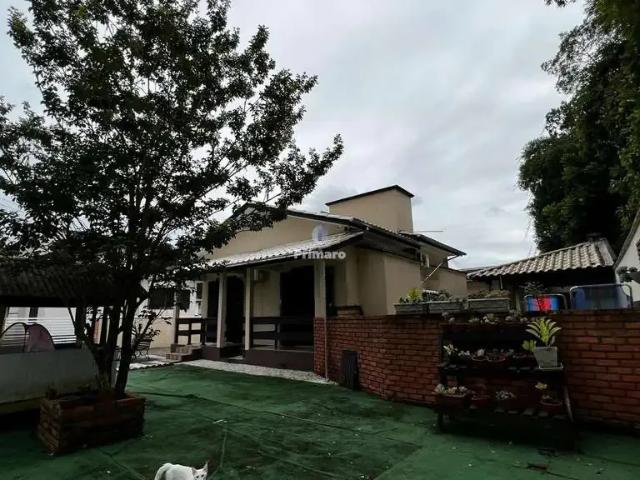 Casa / Sobrado para Venda em Criciúma/SC São Sebastião 3 Quartos