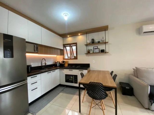 Casa / Sobrado para Venda em Criciúma/SC São Sebastião 2 Quartos