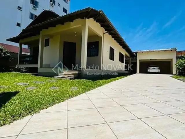 Casa / Sobrado para Venda em Criciúma/SC Santa Augusta 3 Quartos