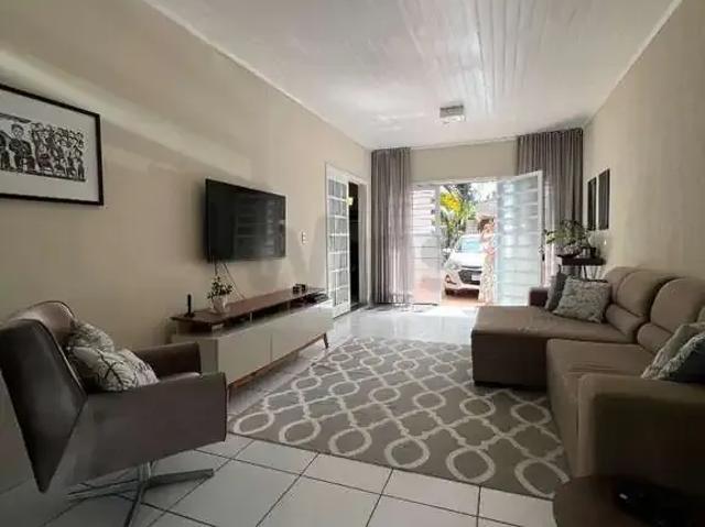 Casa / Sobrado para Venda em Criciúma/SC Santa Bárbara 4 Quartos