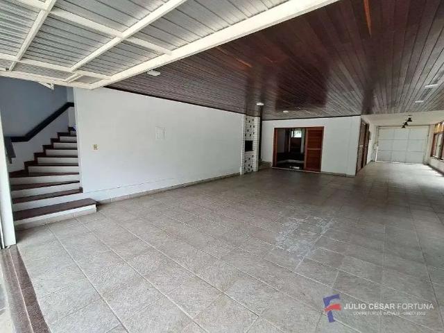 Casa / Sobrado para Venda em Criciúma/SC Santa Bárbara 5 Quartos