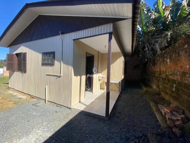 Casa / Sobrado para Venda em Criciúma/SC Santa Luzia 2 Quartos