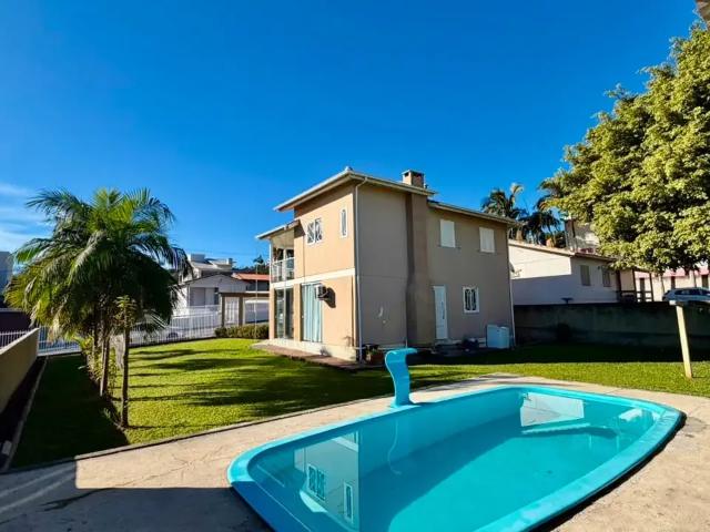 Casa / Sobrado para Venda em Criciúma/SC Santo Antônio 3 Quartos