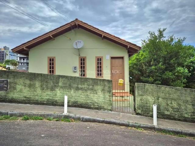 Casa / Sobrado para Venda em Criciúma/SC Vera Cruz 3 Quartos