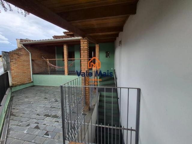 Casa / Sobrado para Venda em Cruzeiro/SP Vila Regina Célia 3 Quartos