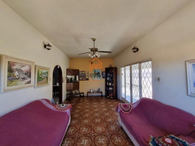 Casa / Sobrado para Venda em Cruzeiro/SP Vila Washington Beleza 4 Quartos