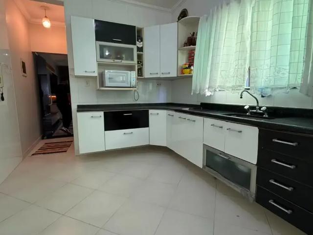 Casa / Sobrado para Venda em Cubatão/SP Jardim Casqueiro 3 Quartos