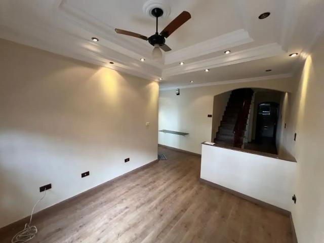 Casa / Sobrado para Venda em Cubatão/SP Vila Couto 3 Quartos