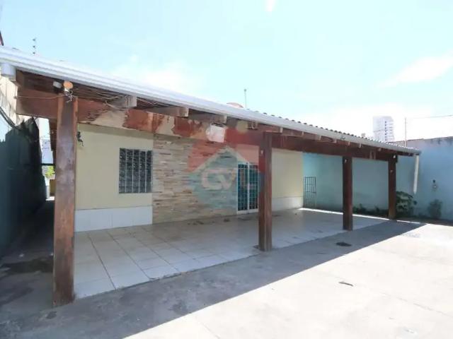 Casa / Sobrado para Venda em Cuiabá/MT Alvorada 3 Quartos