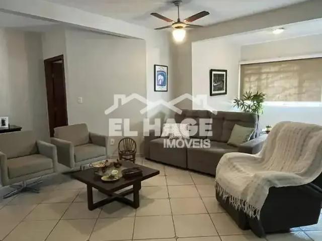 Casa / Sobrado para Venda em Cuiabá/MT Araés 4 Quartos