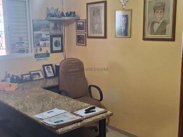 Casa / Sobrado para Venda em Cuiabá/MT Araés 3 Quartos