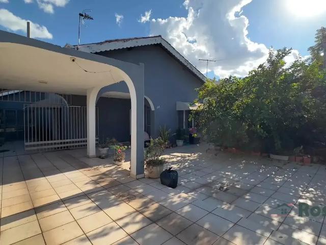 Casa / Sobrado para Venda em Cuiabá/MT Boa Esperança 4 Quartos