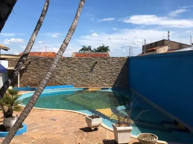 Casa / Sobrado para Venda em Cuiabá/MT Boa Esperança 5 Quartos