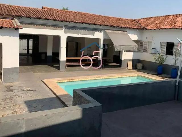 Casa / Sobrado para Venda em Cuiabá/MT Boa Esperança 6 Quartos