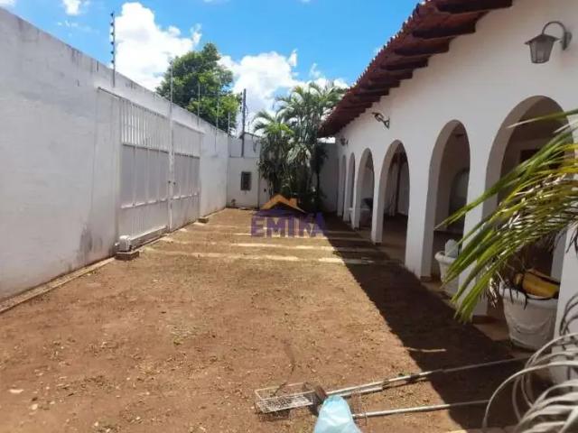 Casa / Sobrado para Venda em Cuiabá/MT Boa Esperança 8 Quartos