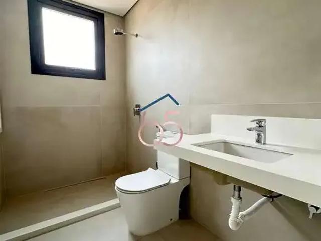 Casa / Sobrado para Venda em Cuiabá/MT Condomínio Residencial Florais dos Lagos 4 Quartos