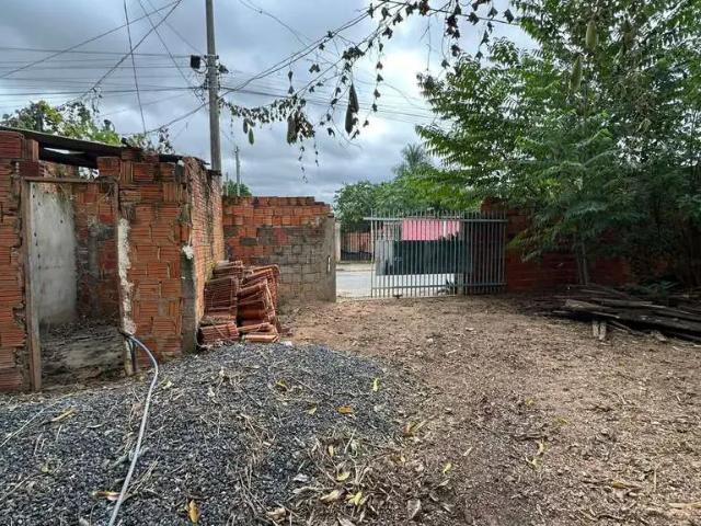 Casa / Sobrado para Venda em Cuiabá/MT Doutor Fábio Leite II 2 Quartos